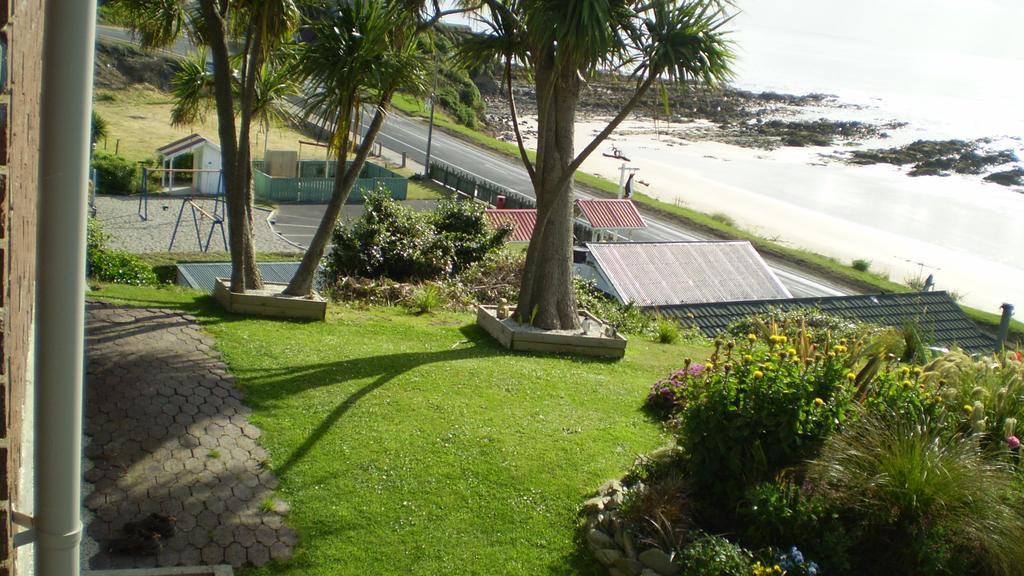Mike & Jenny'S Kaka Point Accommodation エクステリア 写真